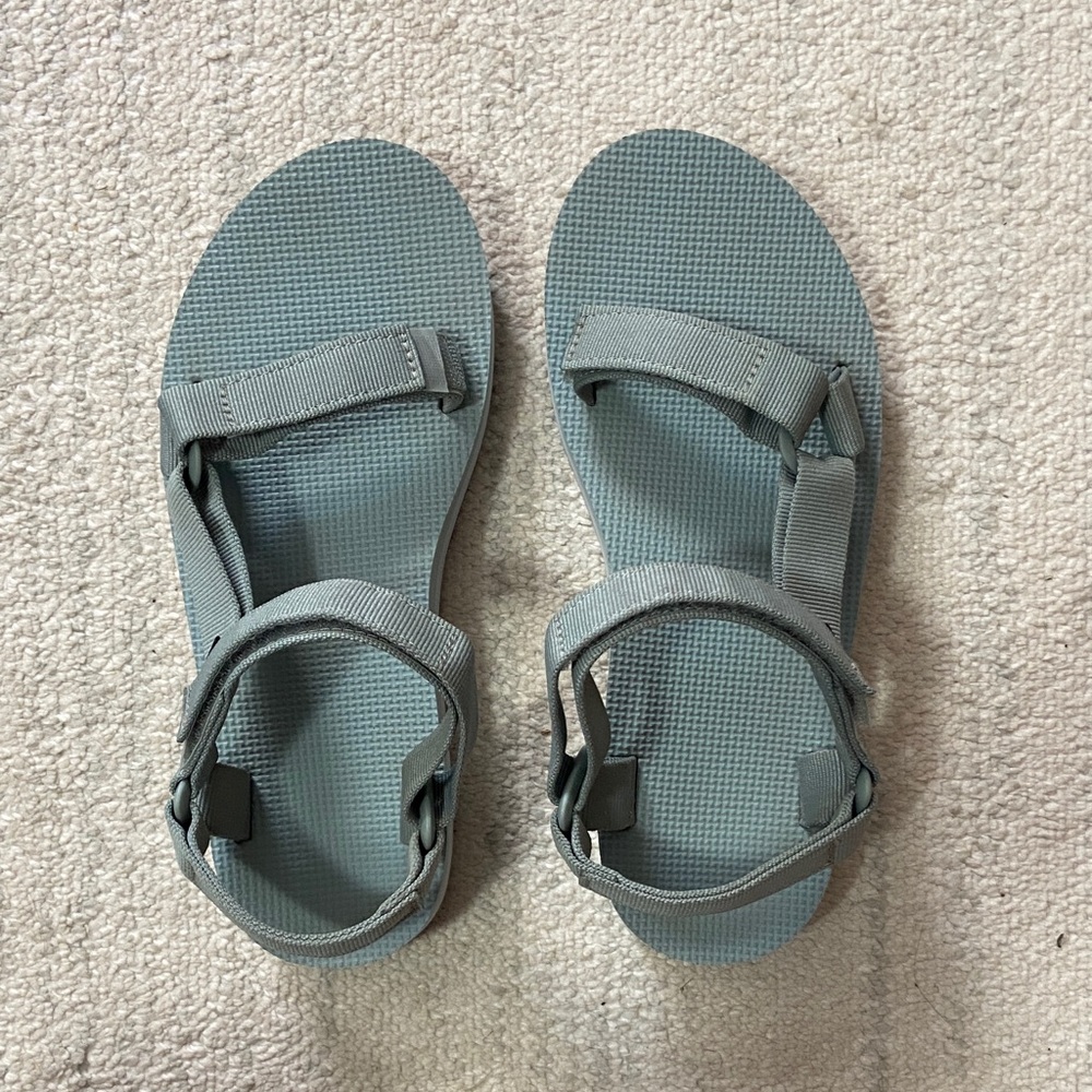 Teva Women’s Midform Universal Sandals 8 Wrought Iron/Pearl Blue